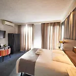 Les Negociants Hotel 2*