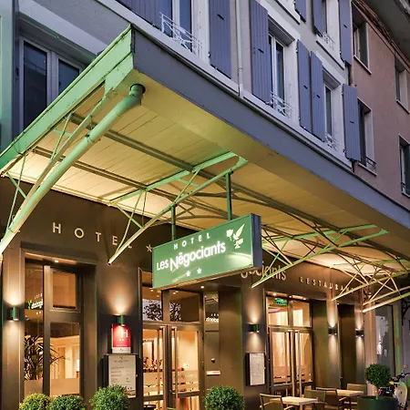 酒店 莱斯尼古奇安特斯酒店 2*