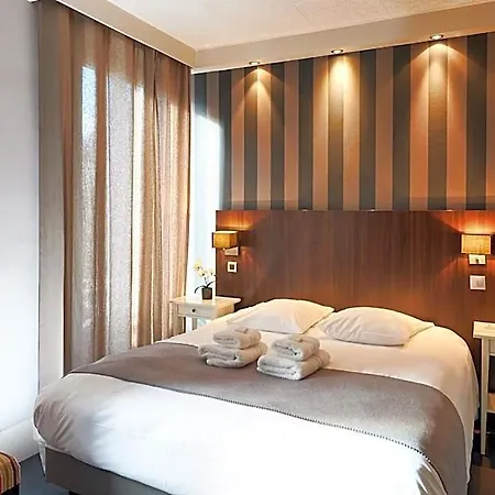 Hotel Les Negociants 2*
