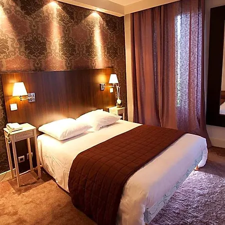 Hotel Les Negociants 2*
