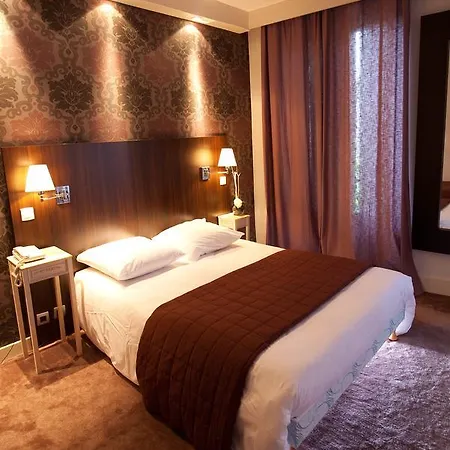 Hotel Les Negociants 2*