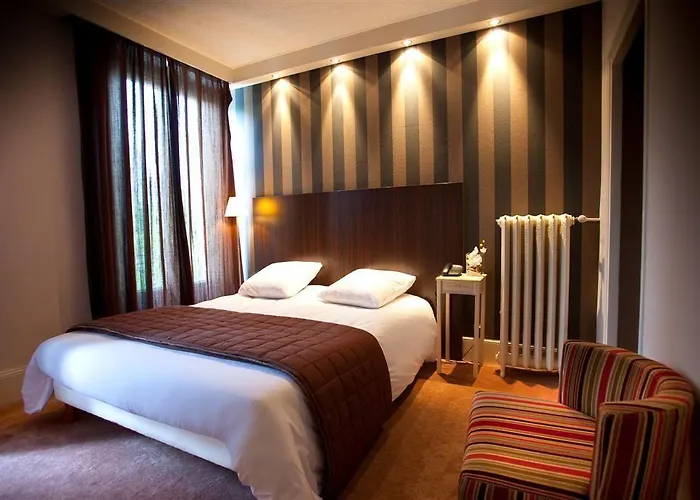 Les Negociants Hotel 2*