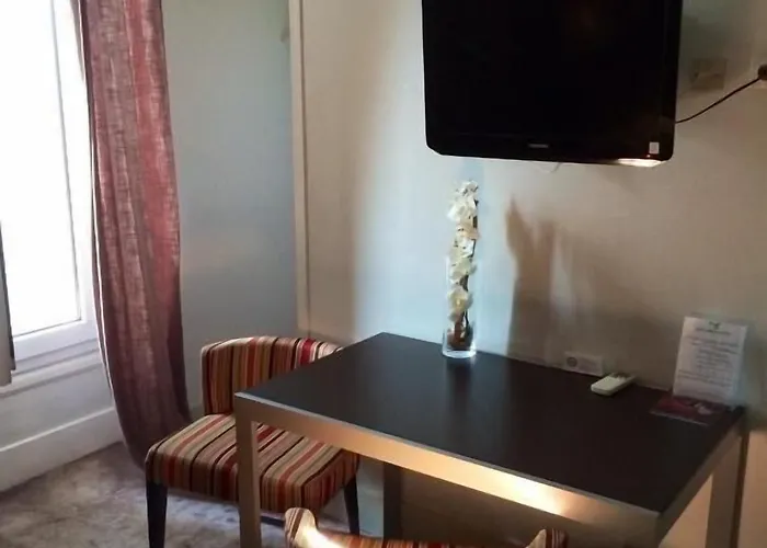 Les Negociants Szálloda