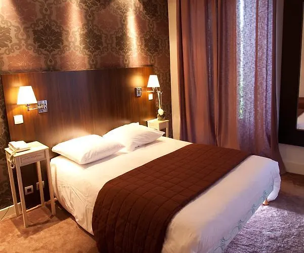 Hotel Les Negociants 2*